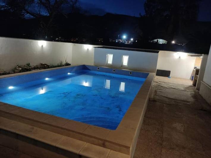 Casa rural para 8 personas, con Terraza además de Jardín y Piscina en Biar