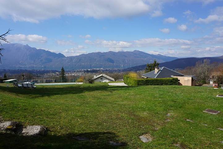 Gîte pour 2 personnes, avec terrasse à Pugny-Chatenod - 3