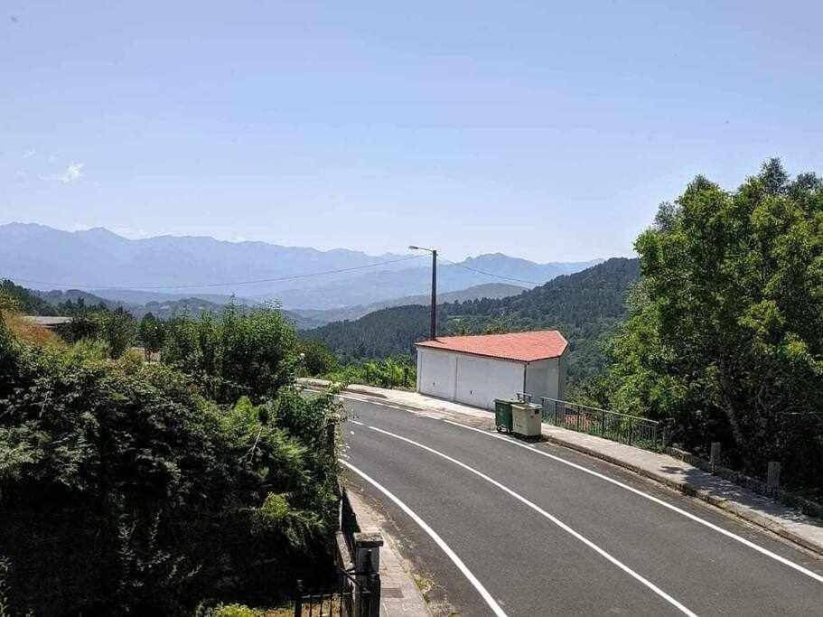 Casa Ourense Guxinde in Entrimo, Orense Région