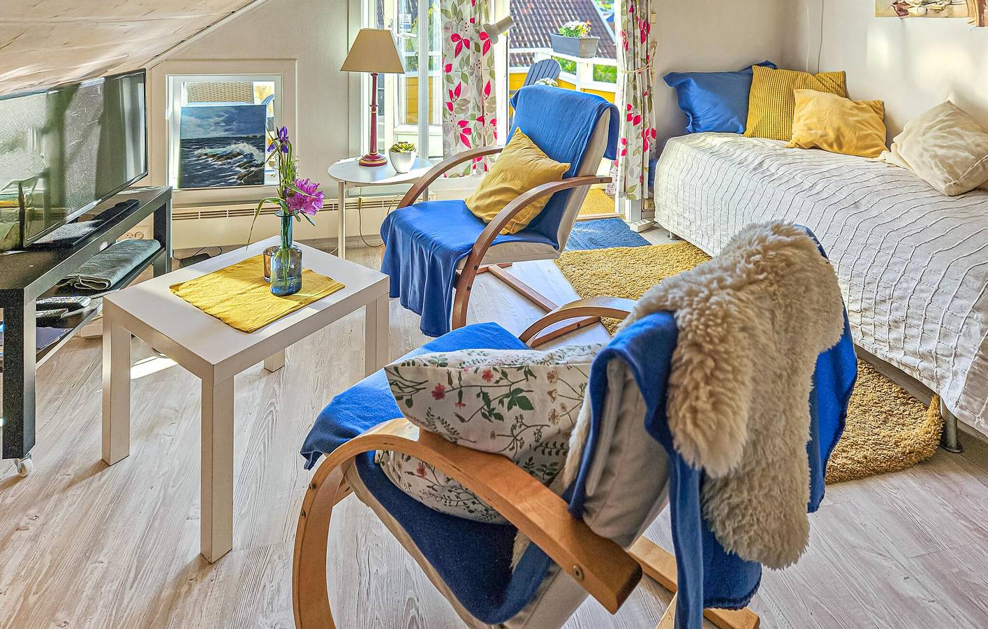 Hel ferieleilighet, Ferieleilighet for 2 personer med hage in Lillesand 