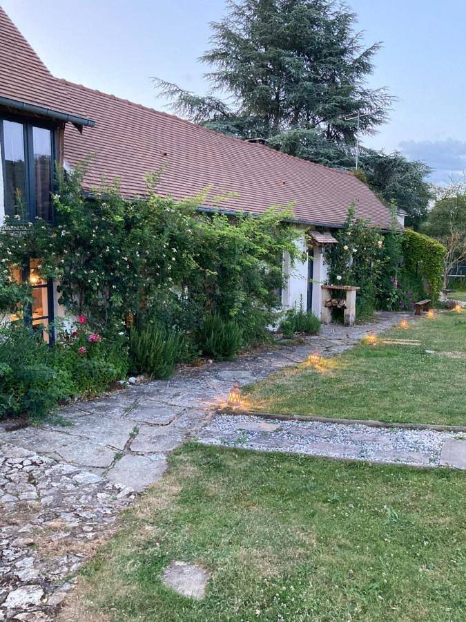 Double Room with Garden View in Saint-Pierre-d'Autils, Région d'Évreux