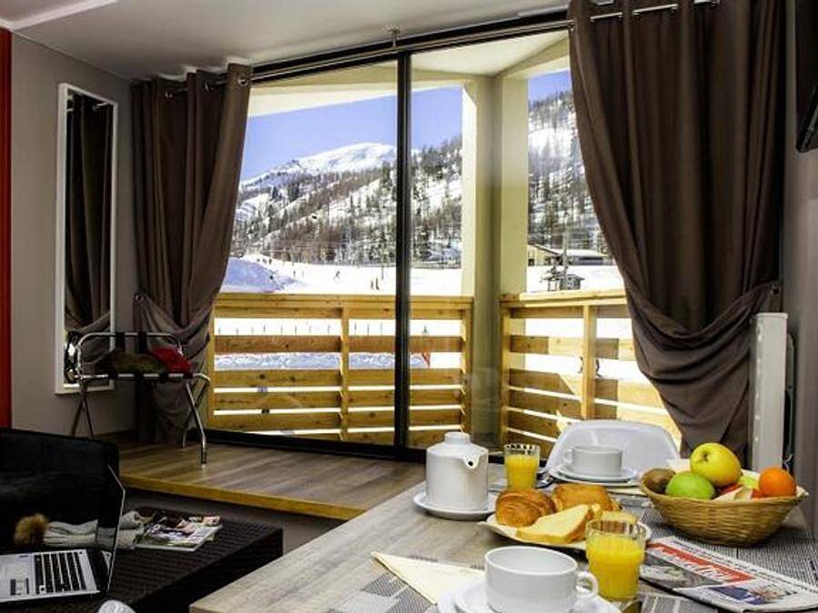 Sowell - Résidence New Chastillon - Isola 2000 - Studio 2 persons - St2 with balcony in Isola 2000, Isola