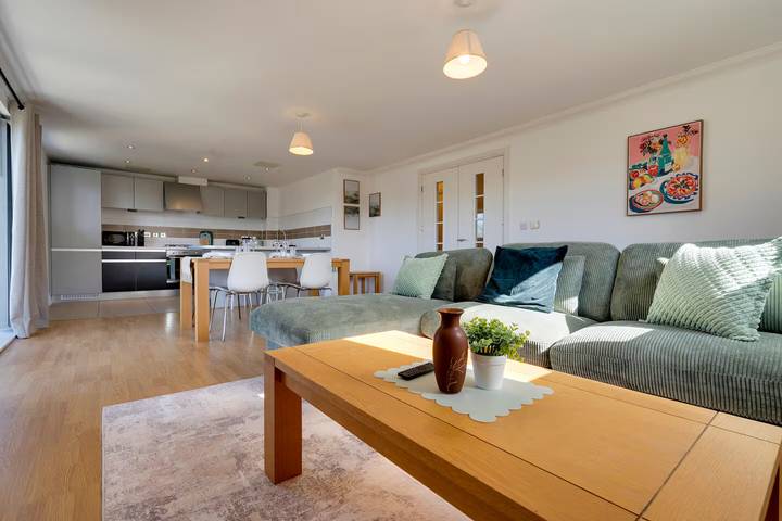 Entire apartment, Modern Riverside Flat in City Centre, Free Parking - Pass the Keys in Cambridge, Cambridgeshire
