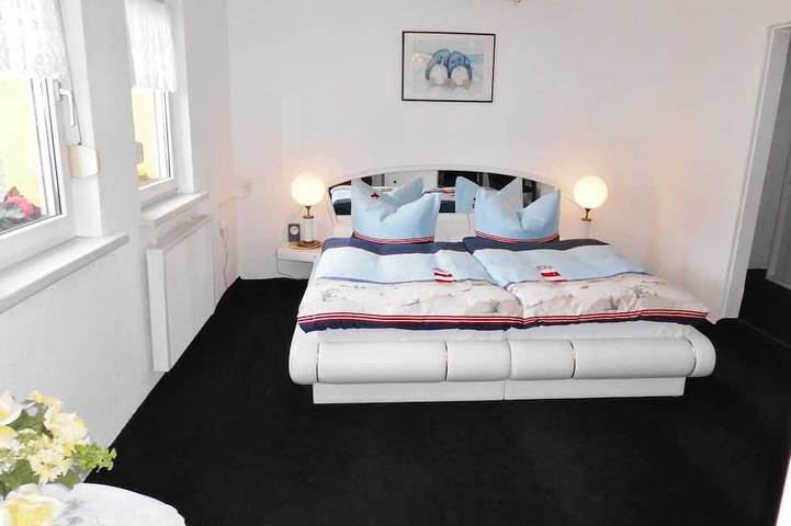 Ferienhaus für 6 Personen, mit Terrasse und Garten - 1