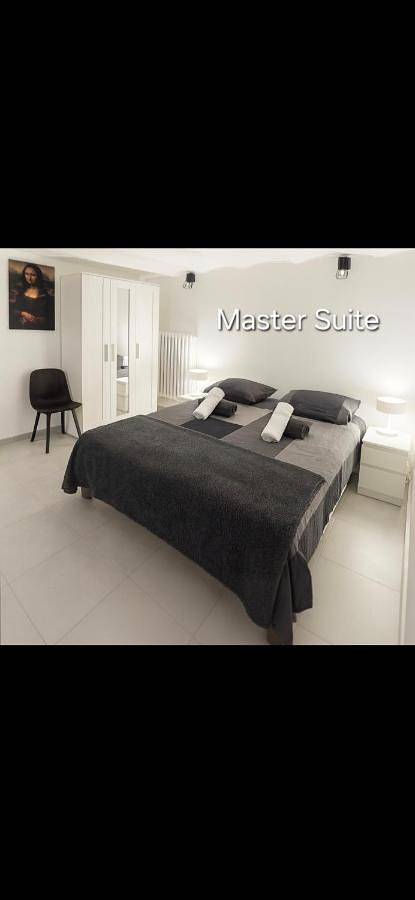 Appartement entier, Wilson in Les Pavillons-sous-Bois, Seine-Saint-Denis
