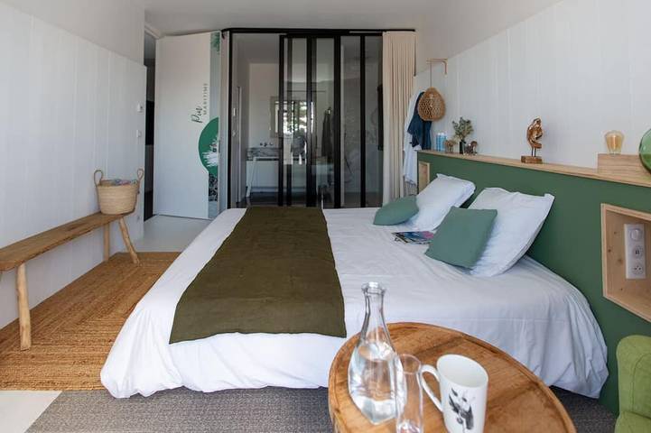 Location de vacances pour 15 personnes, avec Jacuzzi ainsi que Jardin et Sauna à L'Houmeau - 4