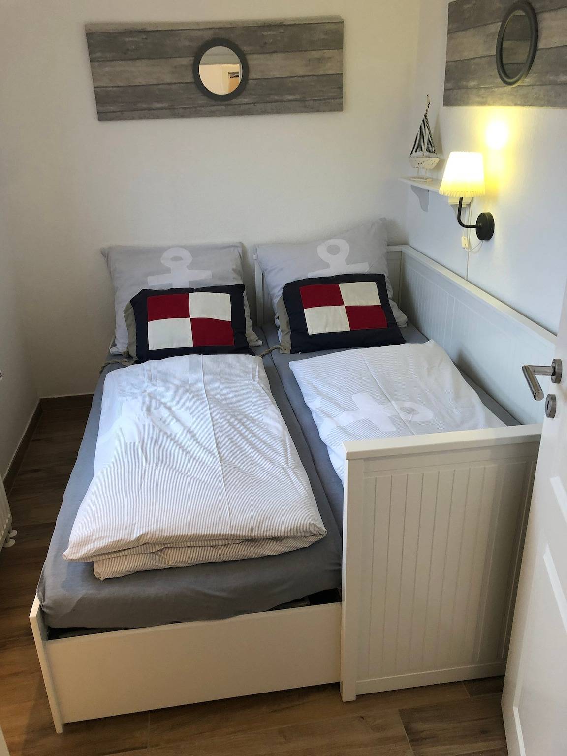 Ferienhaus 'In Strandnähe' mit privater Terrasse, privatem Garten und Wi-Fi in Dornumersiel, Dornum