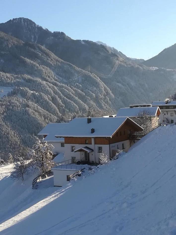 Gîte pour 4 personnes, avec jardin et vue, adapté aux familles à Fiss - 2