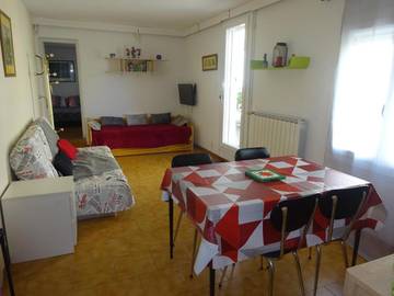 Gîte pour 2 personnes, avec piscine ainsi que jardin et terrasse à Saint-André-de-Sangonis