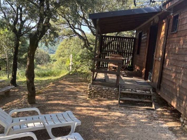 Chalet pour 5 personnes, avec piscine et terrasse