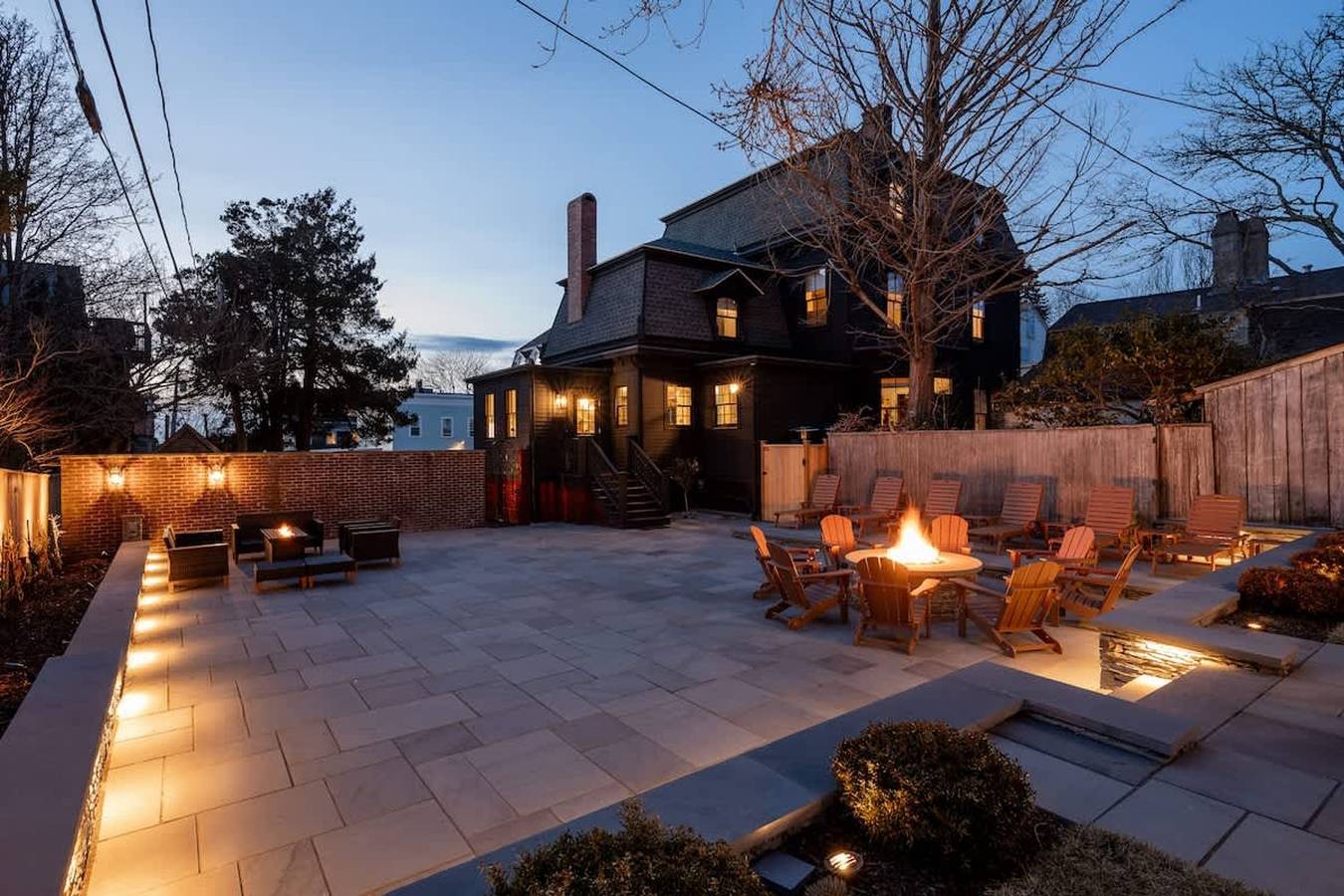 Ganze Wohnung, The Whale Suite Historic Coastal Luxury Newport in Newport, Newport County