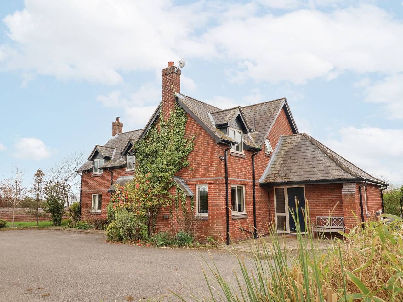 Manor Wood in Coddington, Cheshire West and Chester