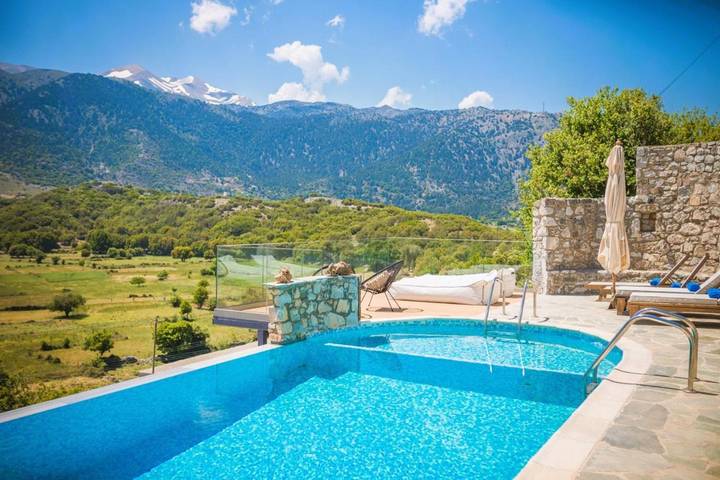 Willa dla 15 osób, z Balkon i Taras oraz Jacuzzi i Ogród w Sfakia