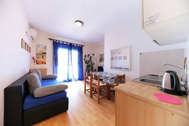 Ferienwohnung für 4 Personen, mit Meerblick und Garten in Zadar (Kommun) - 3