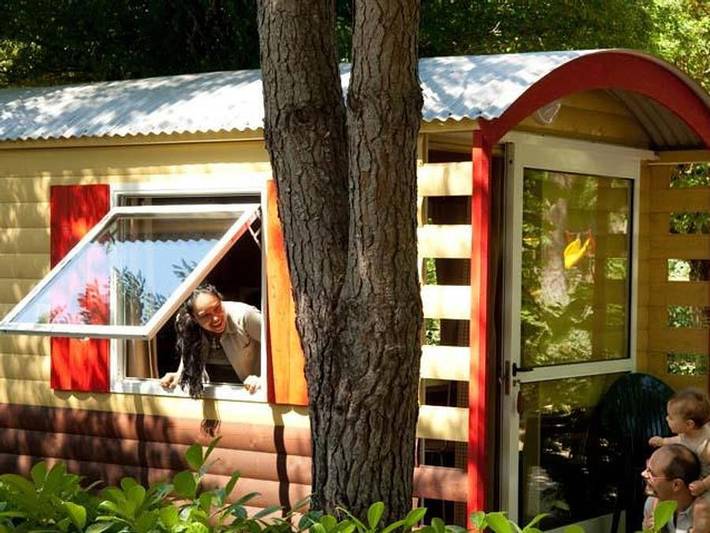 Camping pour 4 personnes, avec bassin pour enfant ainsi que sauna et terrasse dans Haute-Garonne - 3