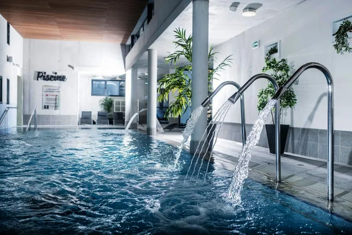 Parc de vacances pour 2 personnes, avec sauna et vue ainsi que piscine et jardin - 1