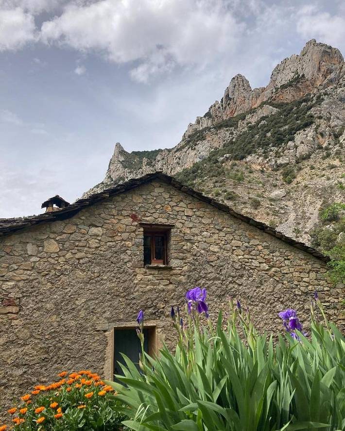 Gîte pour 7 personnes, avec vue et jardin, adapté aux familles dans Abella de la Conca - 3