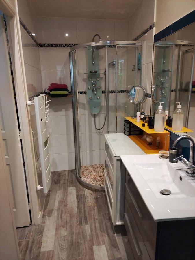 Gîte pour 2 personnes, avec terrasse et jardin à Villemomble - 2