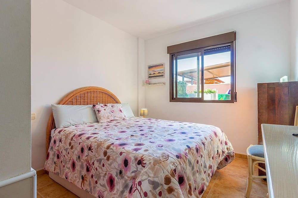 Gorgeous home in Cartagena with Wifi in Cartagena, Costa Cálida