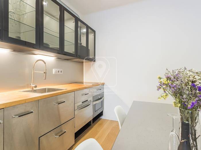 Entire holiday apartment, Modern apartment for 4 in exclusive residential areas of Barcelona in Sarrià - Sant Gervasi, Barcelona