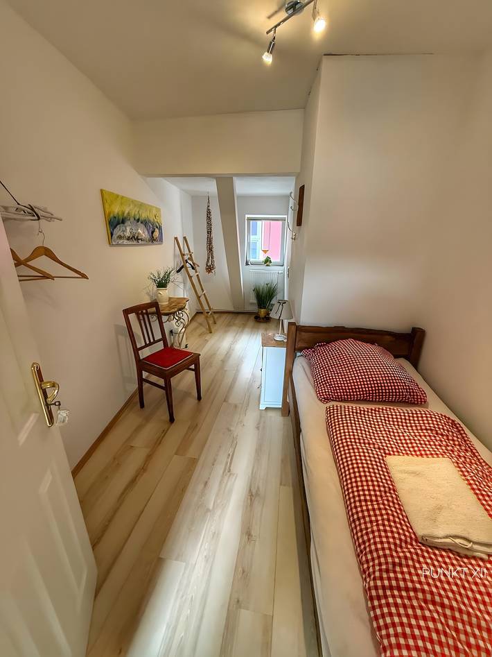 Appartement entier, Appartement 8 avec jardin commun et Wi-Fi in Burghaslach, Steigerwald