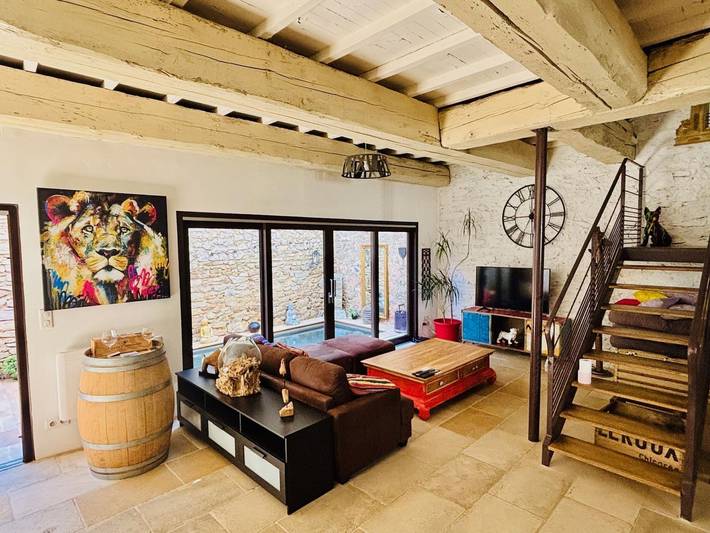 Ferienhaus für 5 Personen, mit Terrasse und Garten sowie Pool