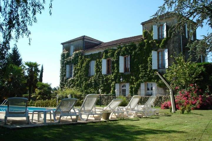 Agriturismo pour 6 personnes, avec jardin et piscine
