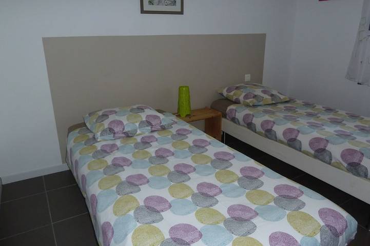 Location de vacances pour 6 personnes, avec terrasse et jardin à Éguilles - 4