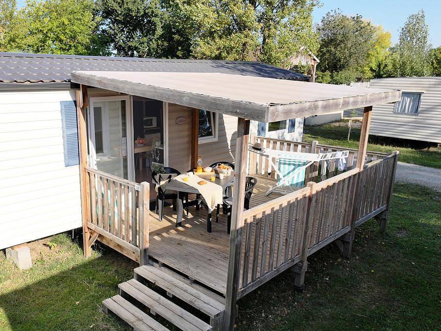 Camping Vieux Moulin - Mobilhome 4 personnes - Mobil Home Confort 2 chambres in Vensac, Région de Lesparre-Médoc