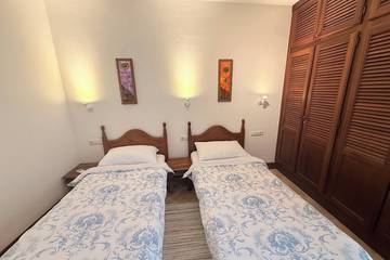 Villa for 8 People in Cortijo Viejo, Yaiza, Photo 1