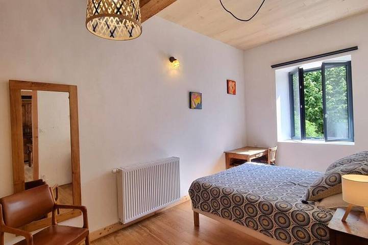 Gîte pour 10 personnes, avec jardin, animaux acceptés à Doizieux - 2