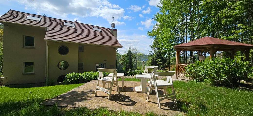 Villa pour 10 personnes, avec jacuzzi et jardin