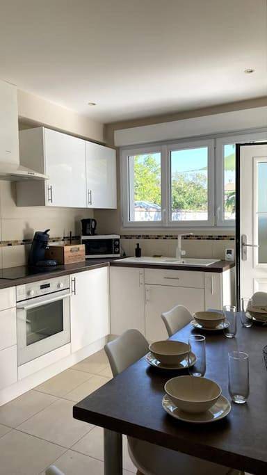 Location de vacances pour 6 personnes, avec Terrasse et Jardin à Le Bouscat - 3
