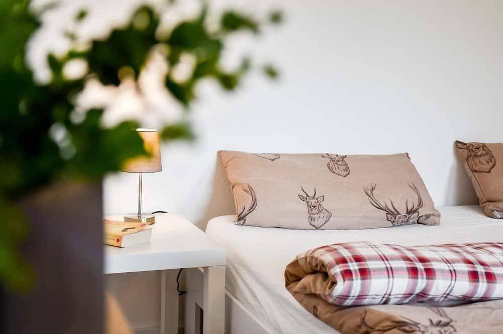 Ganze Wohnung, Fewo mit Whirlpool und Fass-Sauna im Schwarzwald in Hausach, Kinzigtal