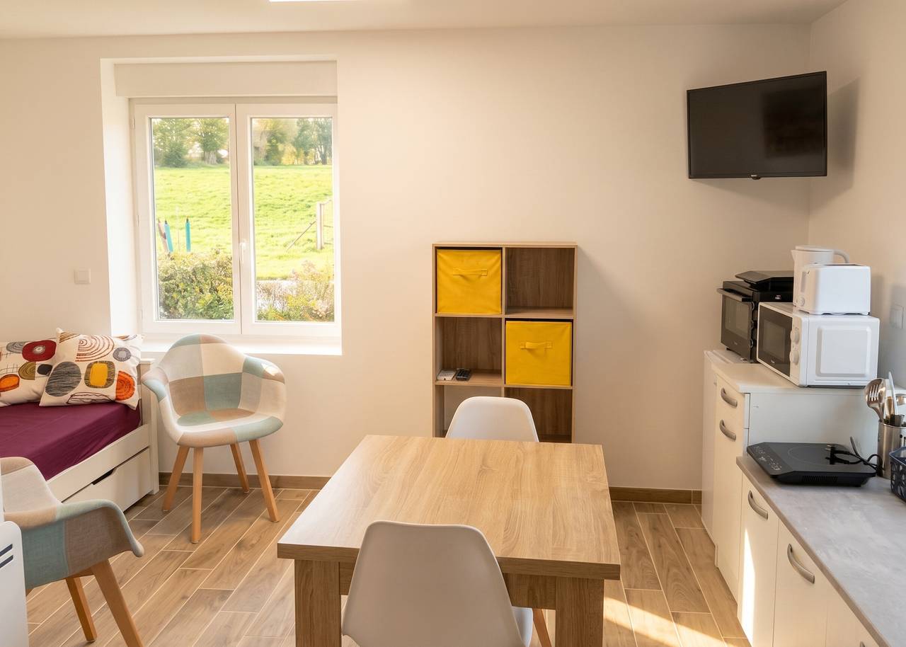 Studio entier, Studio 4 personnes à Barzy-en-Thiérache in Barzy-en-Thiérache, Aisne