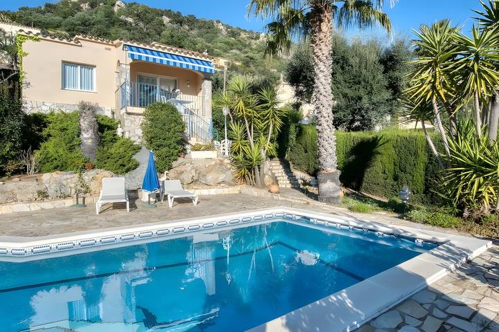 Casa rural para 3 personas, con Jardín en Calonge - 2