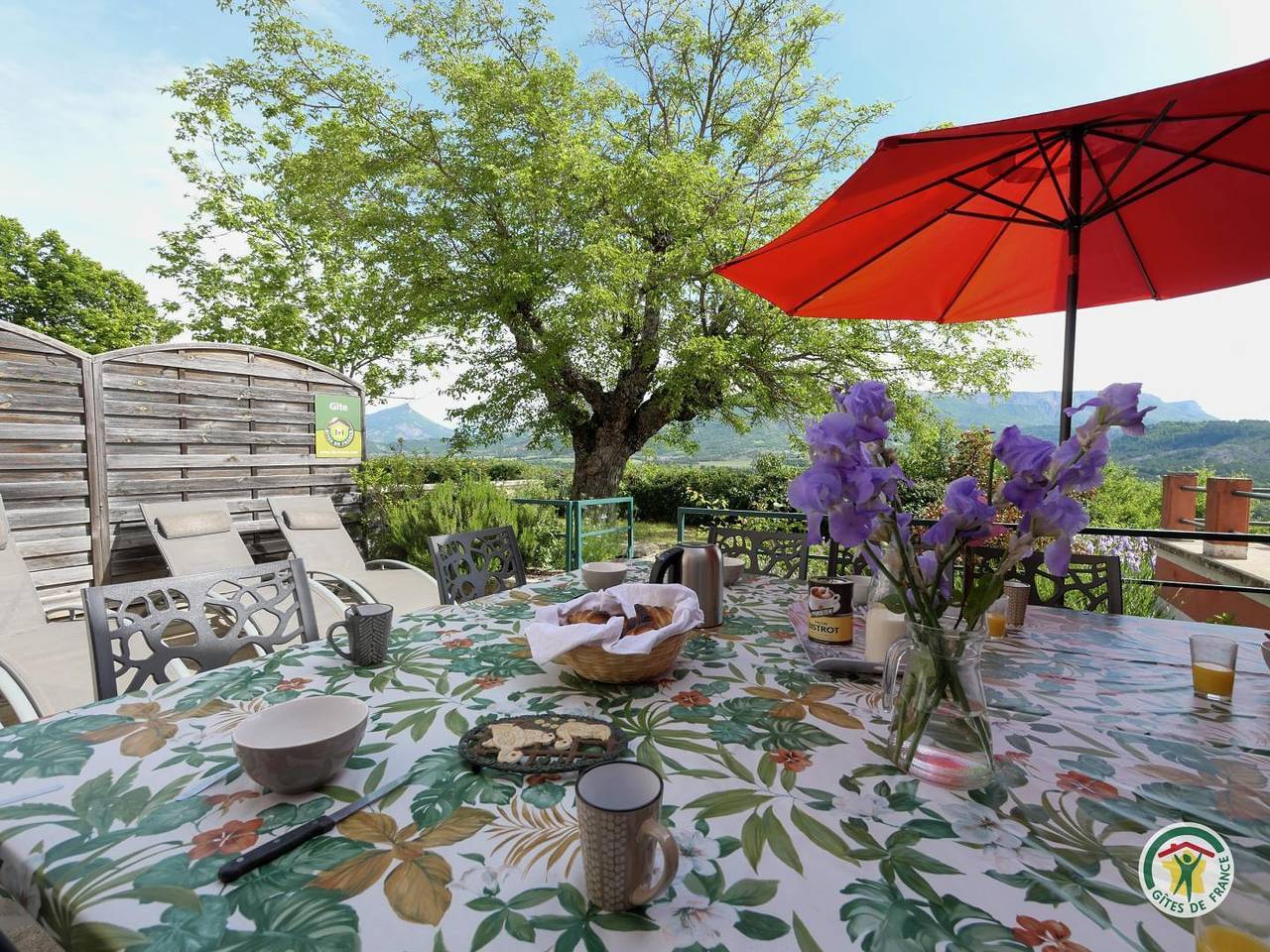 Gîte für 10 Personen mit Terrasse in Lagrand, Gap und Umgebung