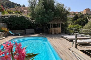 Villa pour 6 personnes, avec terrasse et jardin à Monticello