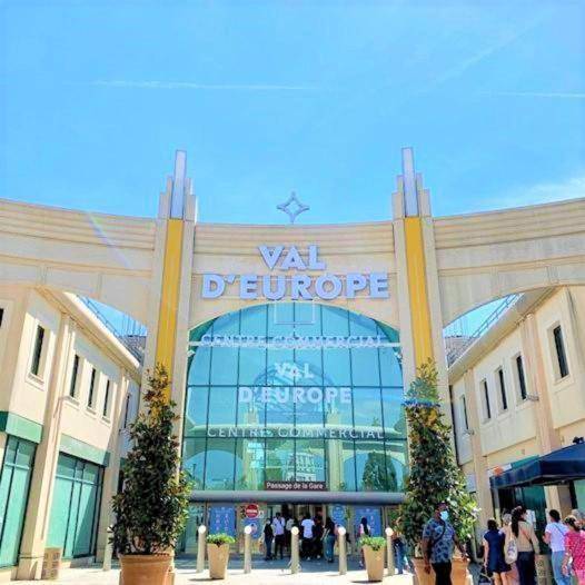 Gîte pour 4 personnes, avec vue et jardin à Villeneuve-Saint-Denis