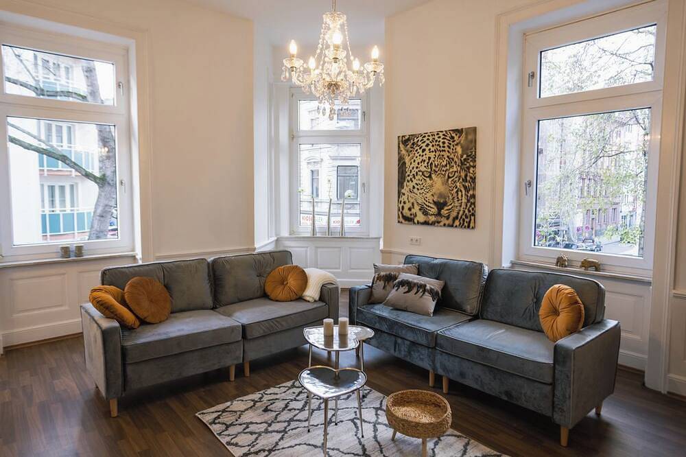 Entire apartment, New Listing in Wiesbaden, South Hesse