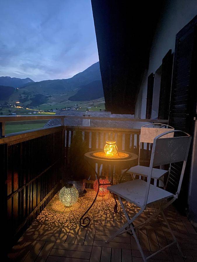 Ferienwohnung für 6 Personen, mit Balkon und Garten sowie Ausblick