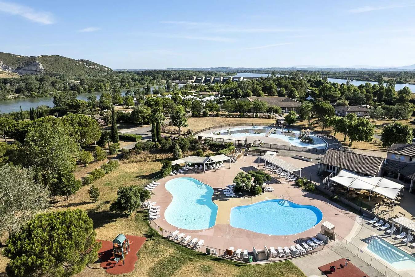 4-Zimmer-Ferienhaus für 6/7 Personen, klimatisiert *** in Villeneuve-lès-Avignon, Nimes und Umgebung