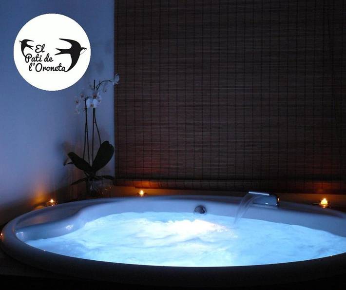 Casa rural para 4 personas, con Balcón y Jacuzzi además de Terraza y Piscina en Provincia de Castellón