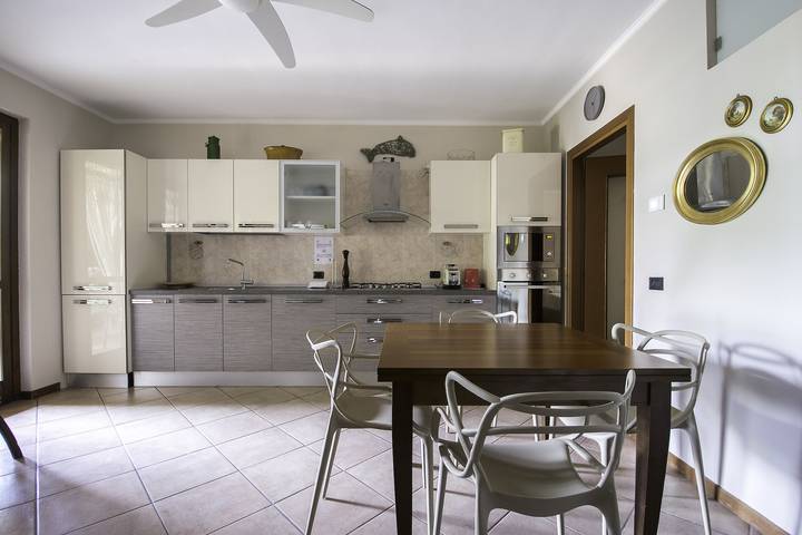 Ferienwohnung für 4 Personen, mit Terrasse in Padenghe sul Garda - 2