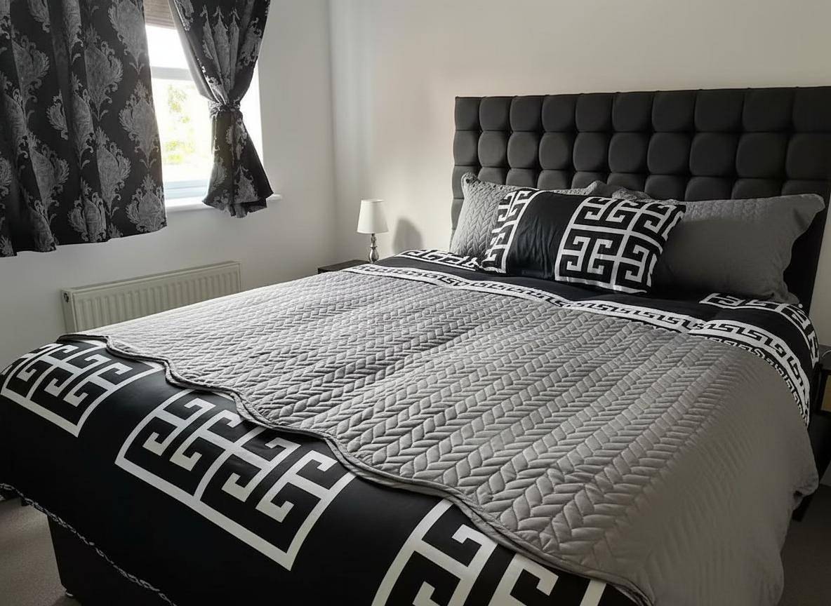 Entire holiday apartment, Central 2-Bed Apartment - Sleeps 5 & Free Parking in Derby, East Midlands
