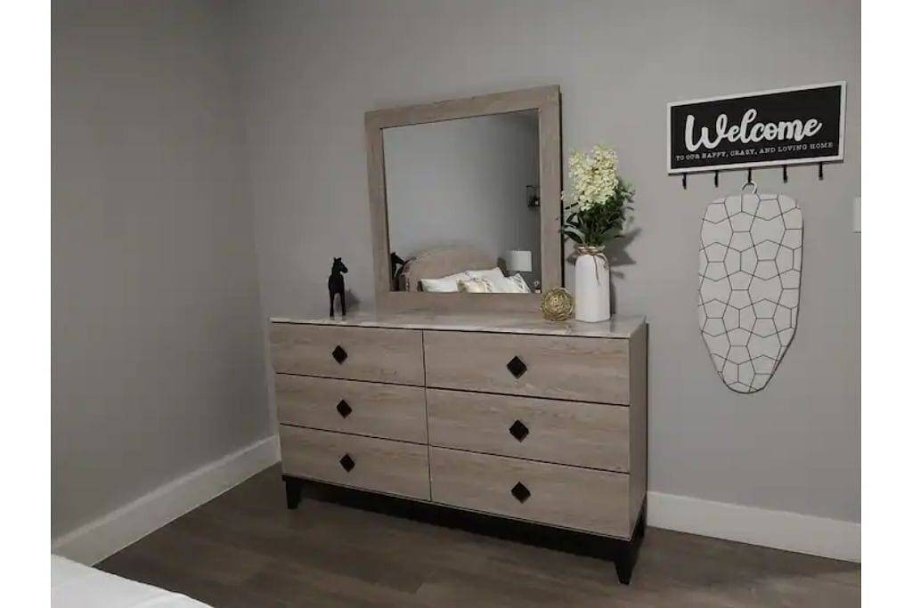 Ganze Wohnung, Modern Studio Designed for Extended Stays - Private Bath, Kitchen, Entrance in Las Vegas, Nevada