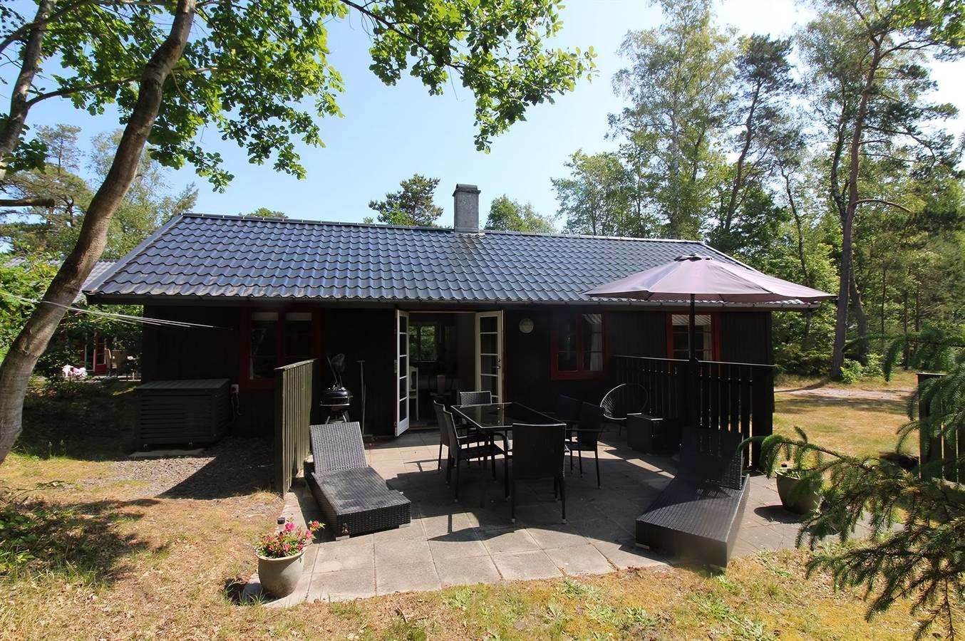 Amazing home in Nexø w/ Wifi, 3 Bedrooms and Outdoor swimming pool in Dueodde, Bornholm