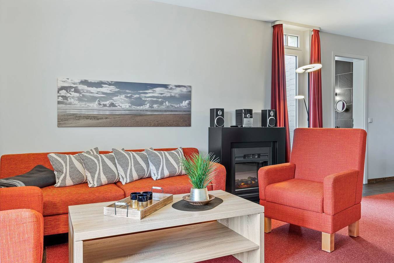 Ganze Wohnung, Strandnahe, familienfreundliche Ferienwohnung mit Sauna, Terrasse und Strandkorb in Wremen, Cuxland