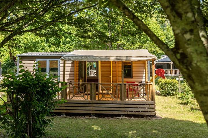 Caravan for 4 people, with terrace and balcony/terrace - 1