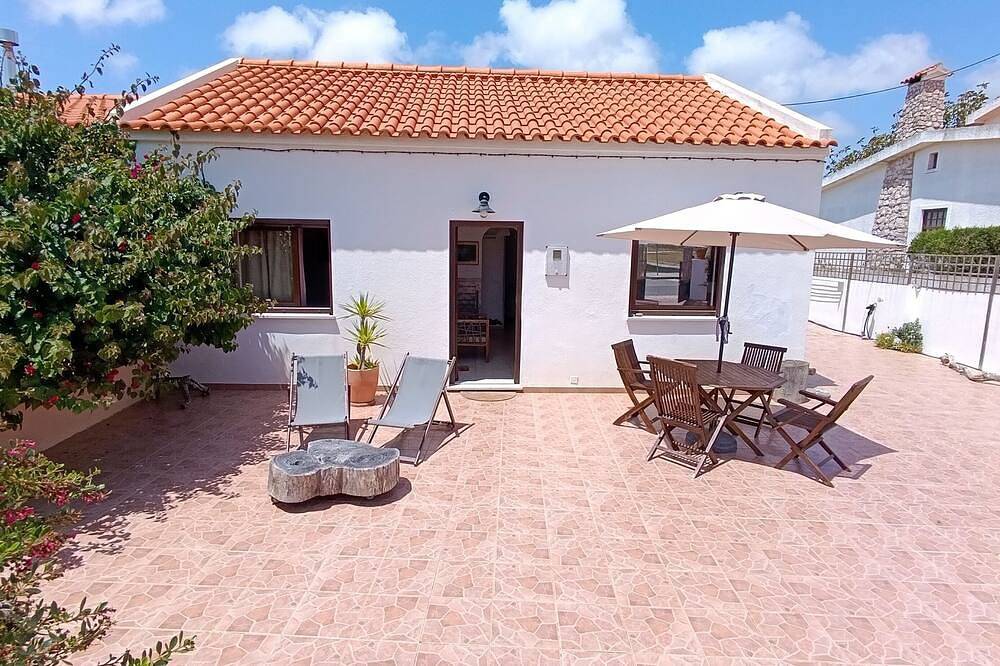 Casa da Horta - quiet area 7 minutes walk from the beach! in Sagres, Parc naturel du Sud-Ouest Alentejano et Costa Vicentina
